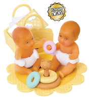 MGA's Miniverse Make It Mini Real Baby Nurture - Blind Packaging, Baby Care Themed Mini Collectibles, 8 Styles Including Rare Twins, Collectors, 8+