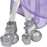 Monster High Spectra Vondergeist Doll | Ghost in Purple Clothes, Includes Pet Ferret Rhuen, 7 Accessories like Backpack, Tablet, Snacks and More