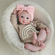 WOOROY Realistic Reborn Baby Dolls - 18 Inch Lifelike Newborn Baby Girl, Real Life Baby Dolls with Soft Weighted Body, Real Baby Reborn Gift Set for Kids Age 3+